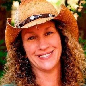 Meet your Posher, Eileen